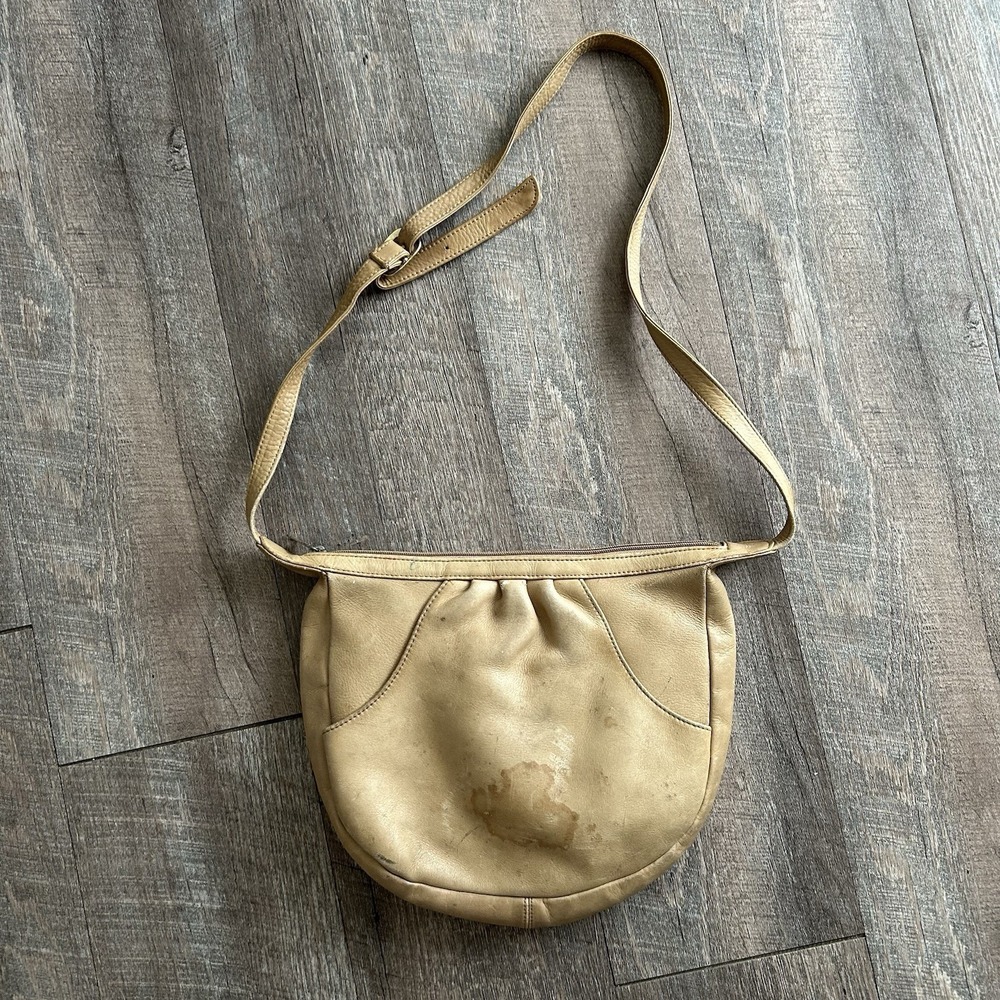 VTG Levis Leathers Levi Strauss & Co Tan Leather Purse Adjustable Cross Body Bag